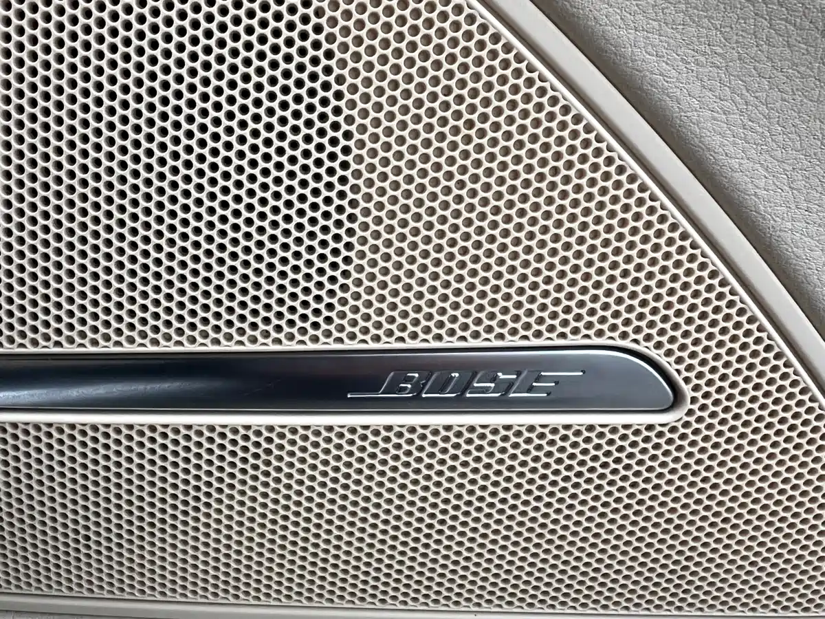 Audi A8 2012 A8L 45 TFSI quattro Luxury фото 18