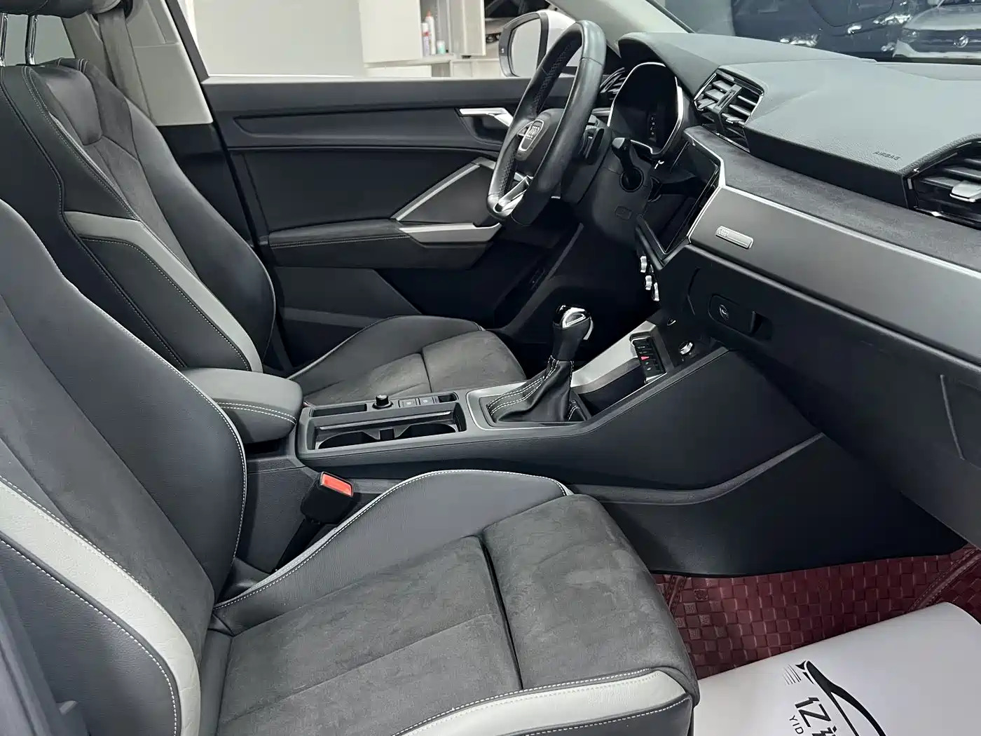 Audi Q3 2022 35 TFSI Fashion Dynamic фото 20