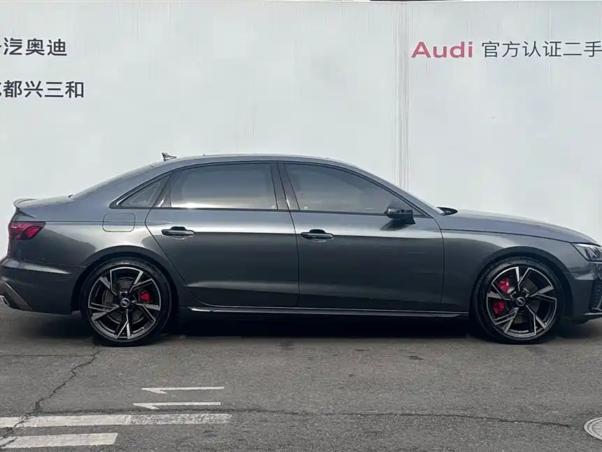 Audi A4L 2024 40 TFSI quattro RS Kit Speed Edition фото 3