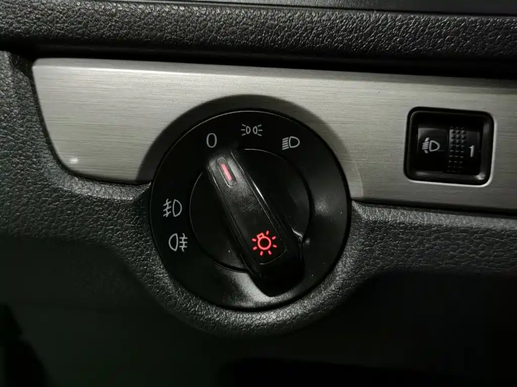Volkswagen Lavida 2013 2013 1.4TSI DSG Comfort Edition