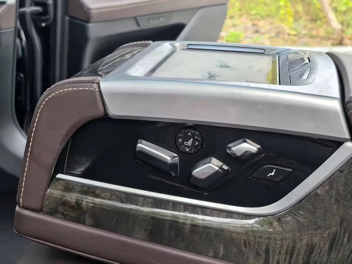 BMW 7 Series 2018 730Li Premium Type Excellence Package фото 7