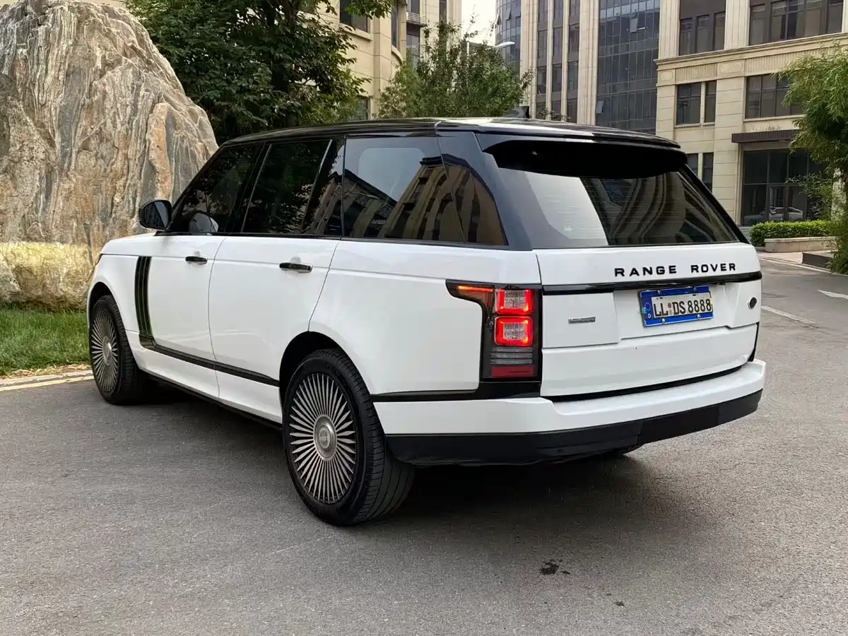 Land Rover Range Rover 2017 3.0 SC V6 Vogue фото 6