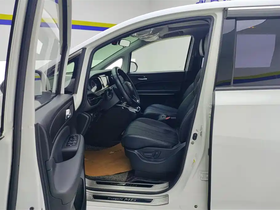 GAC Trumpchi Trumpchi M6 2021 270T DCT Premium Edition (7-seater) фото 9