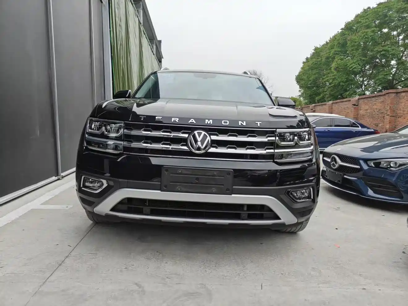 Volkswagen Teramont 2020 330TSI 2WD Luxury China VI фото 2