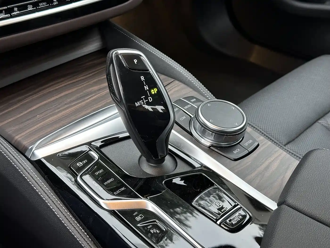 BMW 5 Series New Energy 2022 Model Second Facelift 535Le Luxury Package фото 12