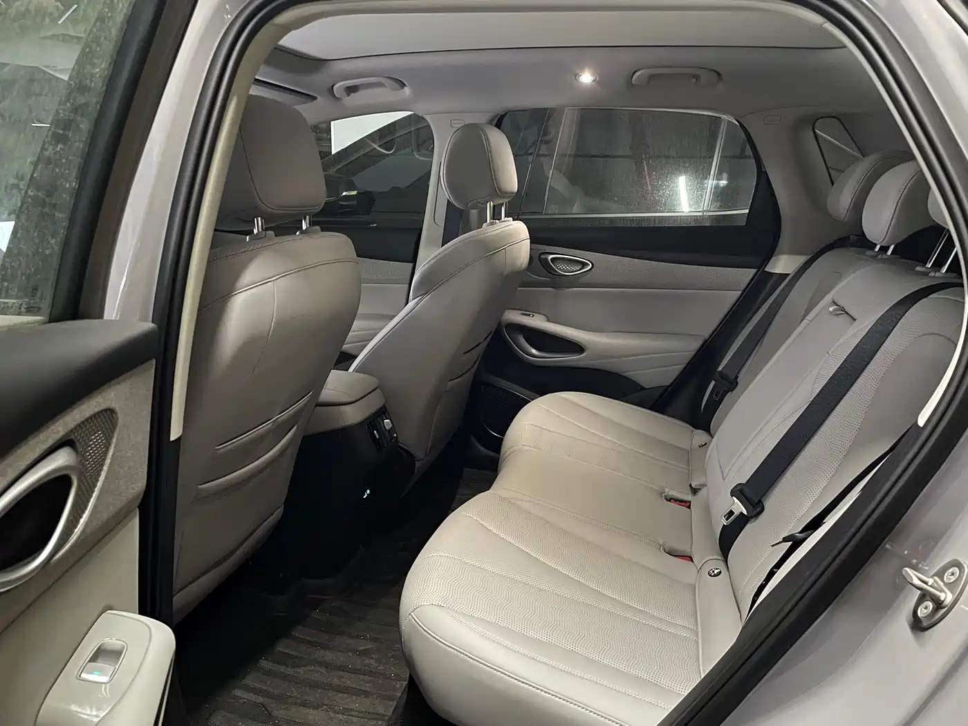 BYD Hai Shi 05 EV 2025 520KM Smart Navigation Edition фото 6