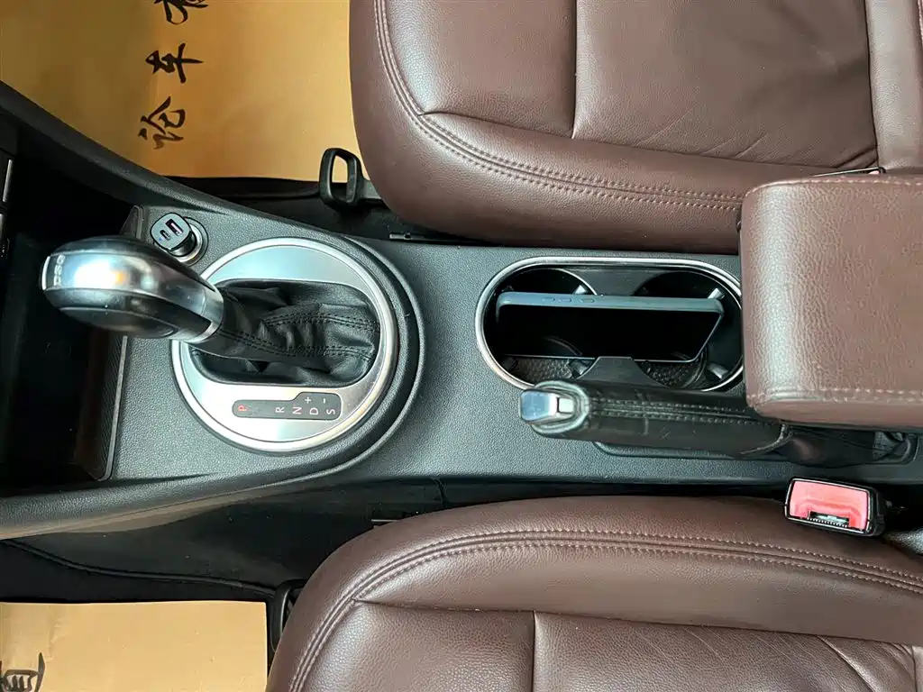 Volkswagen Beetle 2014 1.2TSI Fashion Edition фото 15