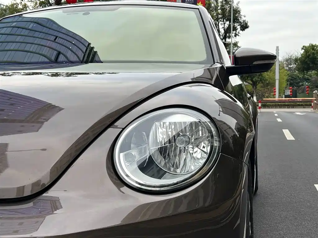 Volkswagen Beetle 2014 1.2TSI Fashion Edition фото 25