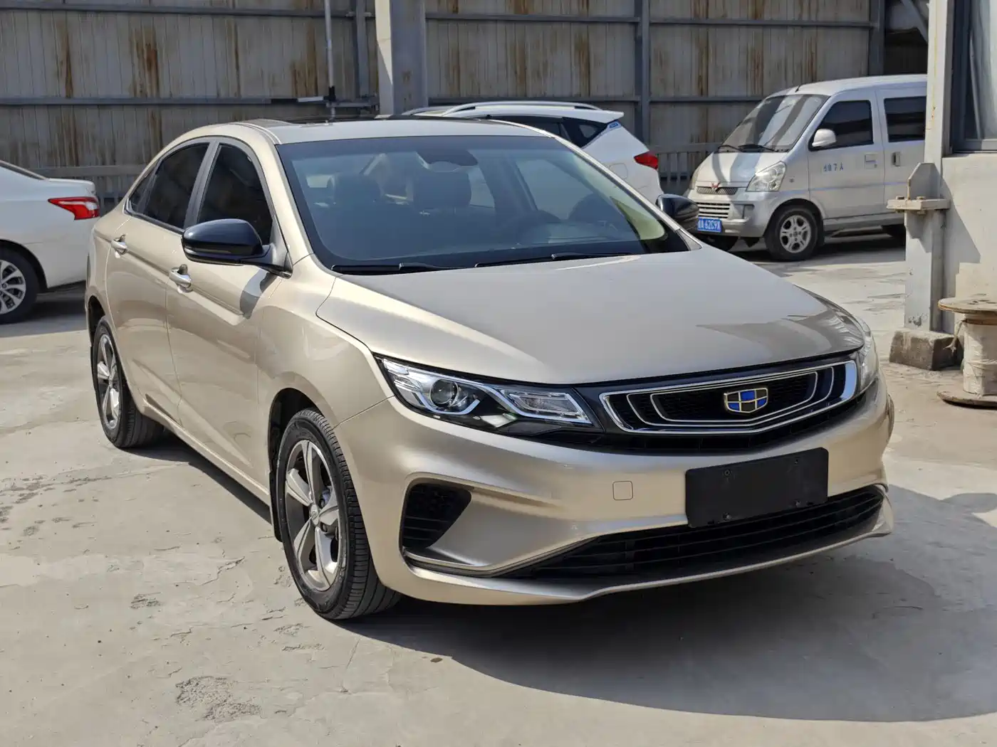 Фото 3 - Geely Emgrand GL