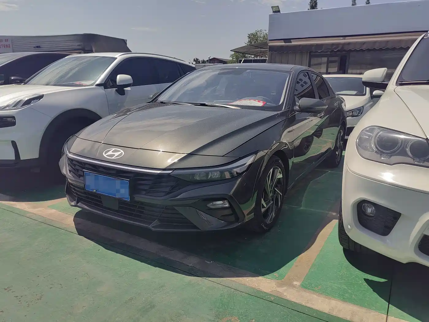 Hyundai Elantra 2023 1.5L CVT GLX Elite Edition