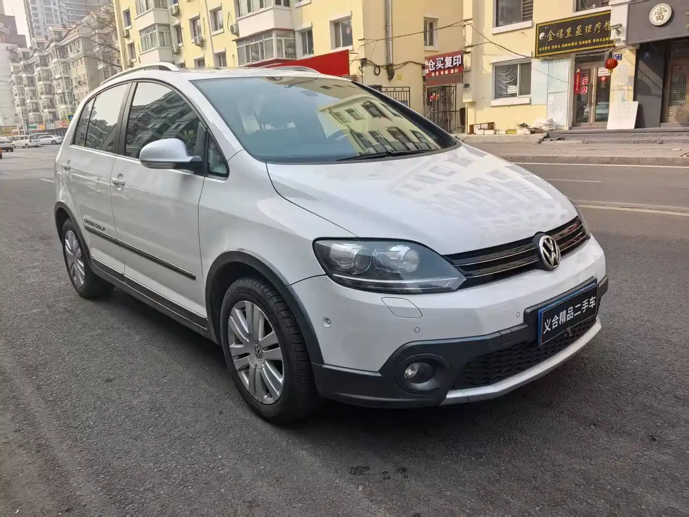 Volkswagen Golf (Import) 2011 1.4TSI Cross Golf фото 3