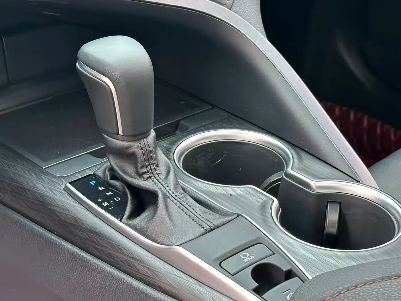Toyota Camry 2021 2.0G Luxury Edition фото 24