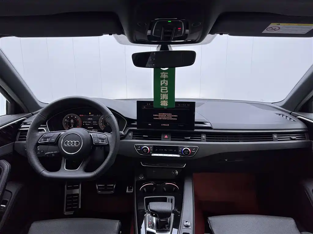 Audi A4L 2023 40 TFSI Luxury Sport фото 14