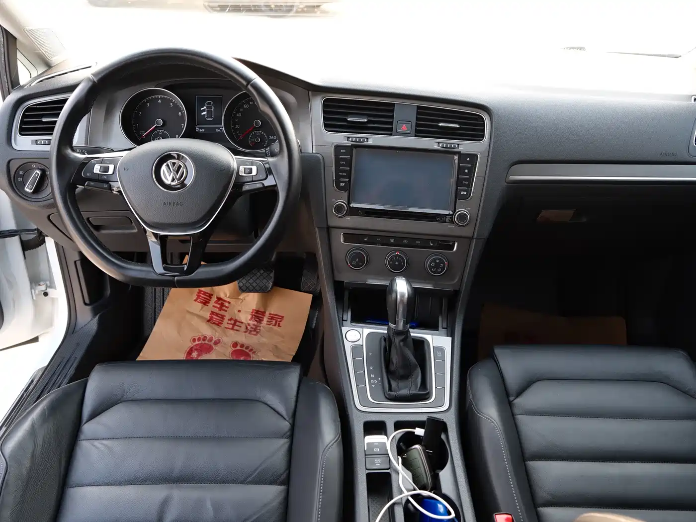 Volkswagen Golf 2014 1.4TSI Automatic Luxury фото 11