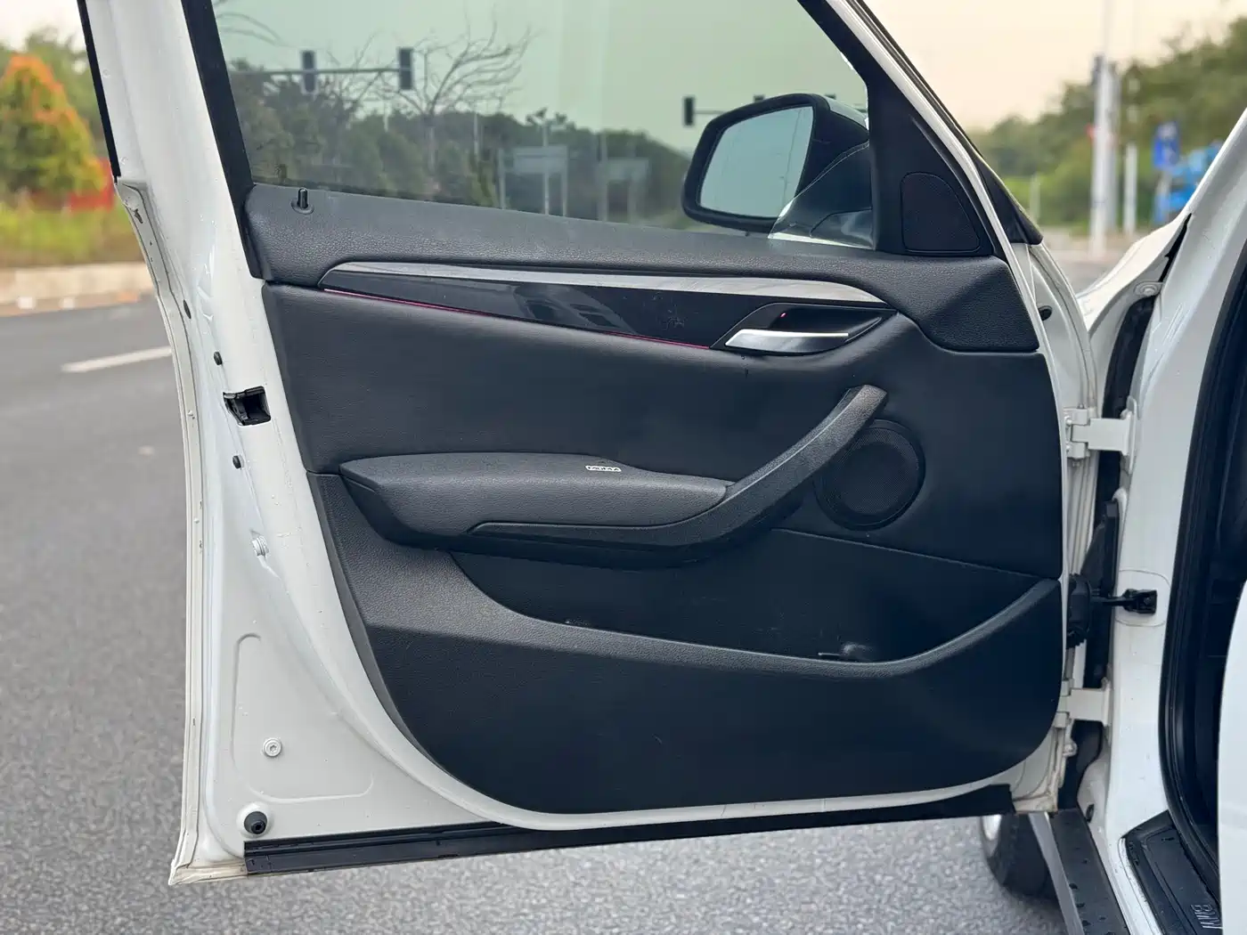 BMW X1 2015 Model sDrive18i Fashion Advanced Edition фото 14