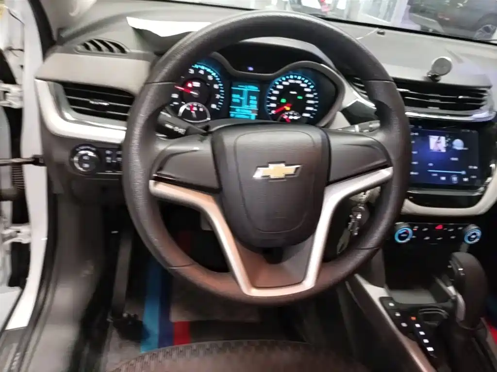 Chevrolet Malibu 2017 1.5T Automatic Comfort Edition фото 11