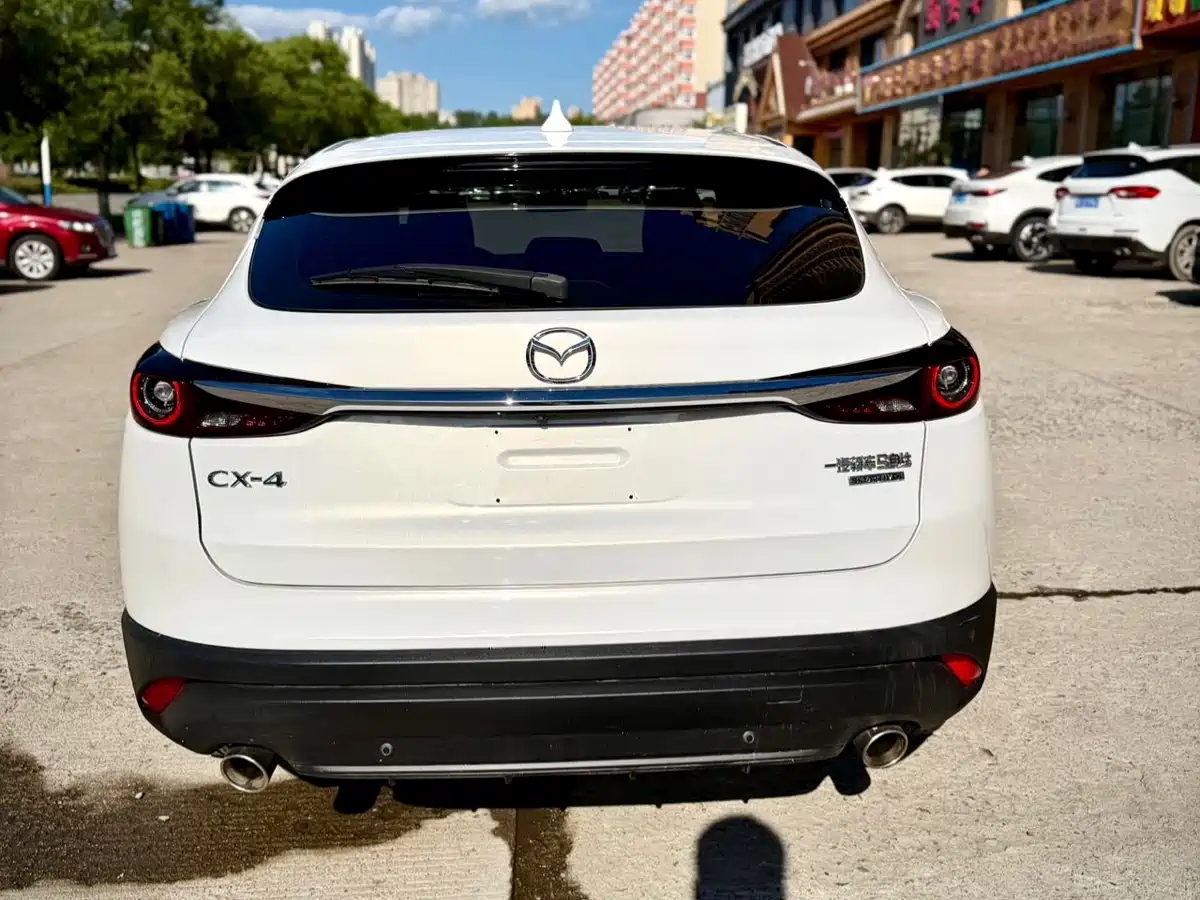 2023 Mazda CX-4