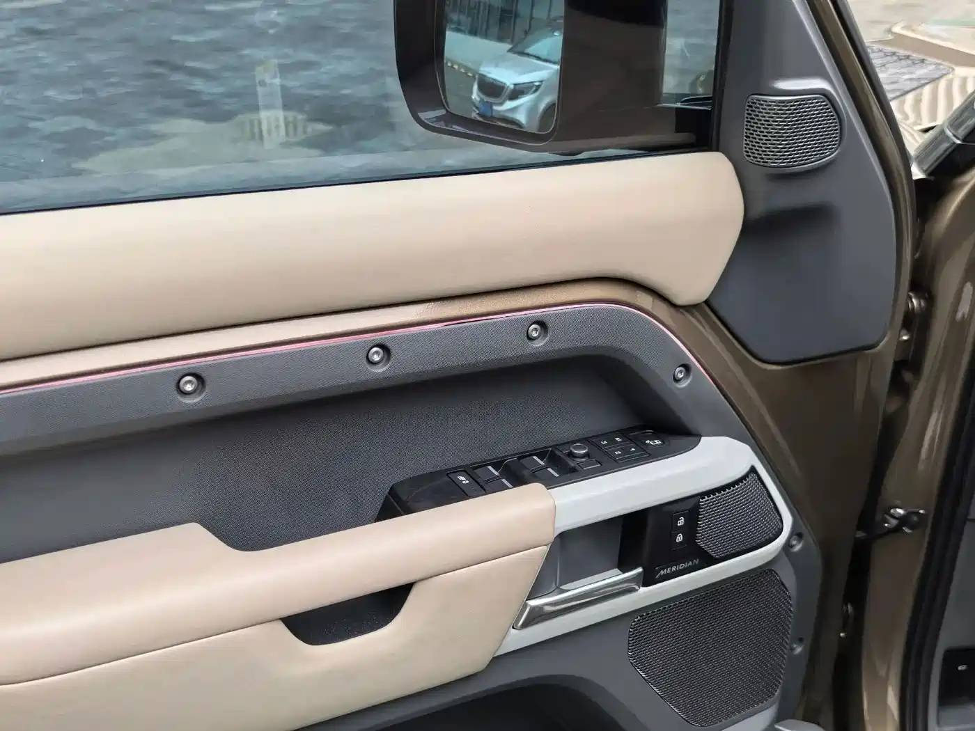 Land Rover Defender 2020 2020 Model 110 P400 HSE