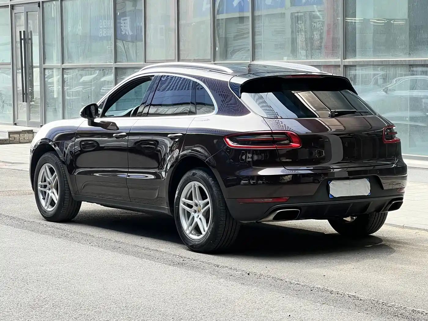 Porsche Macan 2017 Macan 2.0T фото 2