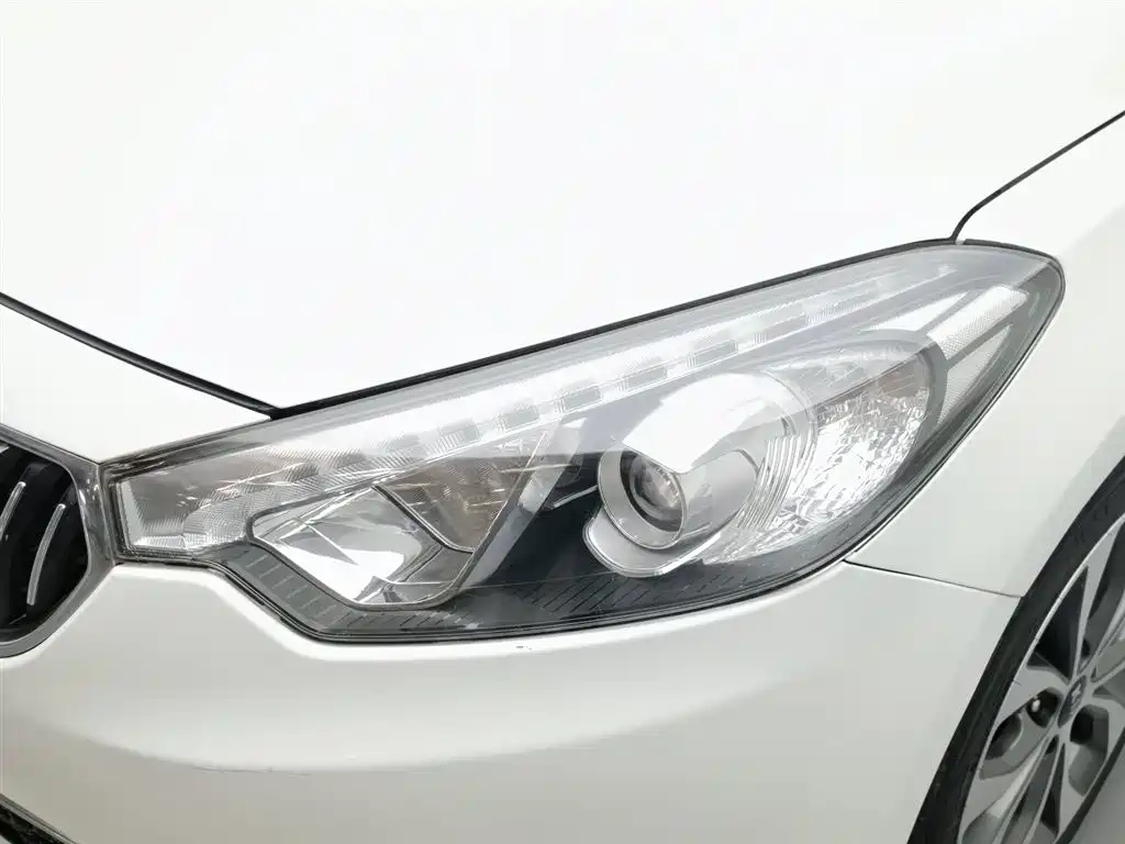 Kia K3 2013 1.6L Automatic Premium фото 7