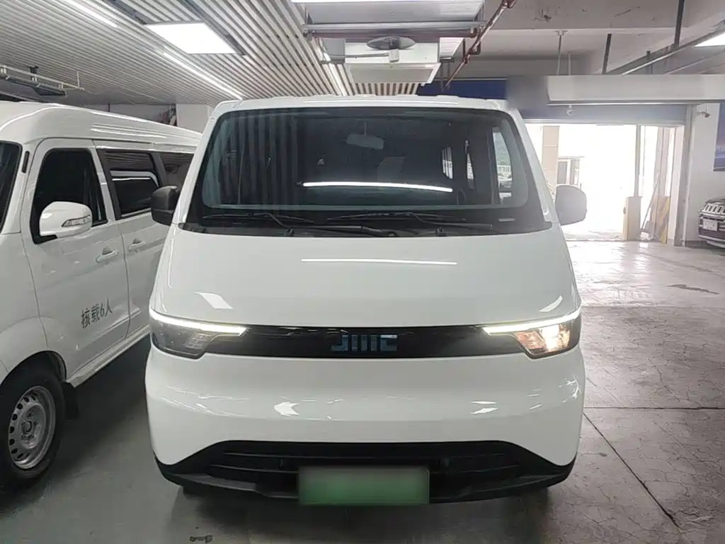 Jiangling E-Fushun 2025 2025 Clear Window Version 41.86kWh Short Wheelbase Low Roof