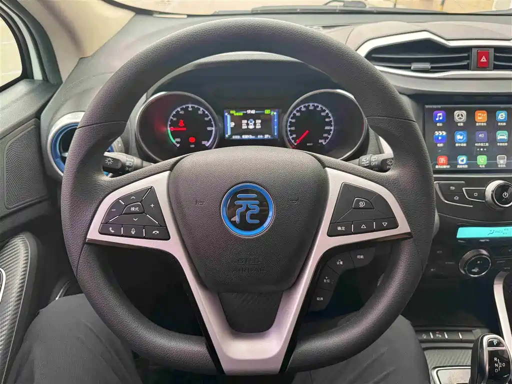 BYD Yuan New Energy 2018 EV360 Smart Connected Cool Type фото 8