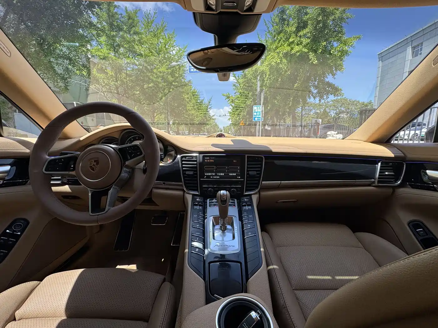 Porsche Panamera 2014 Panamera 4 3.0T фото 7