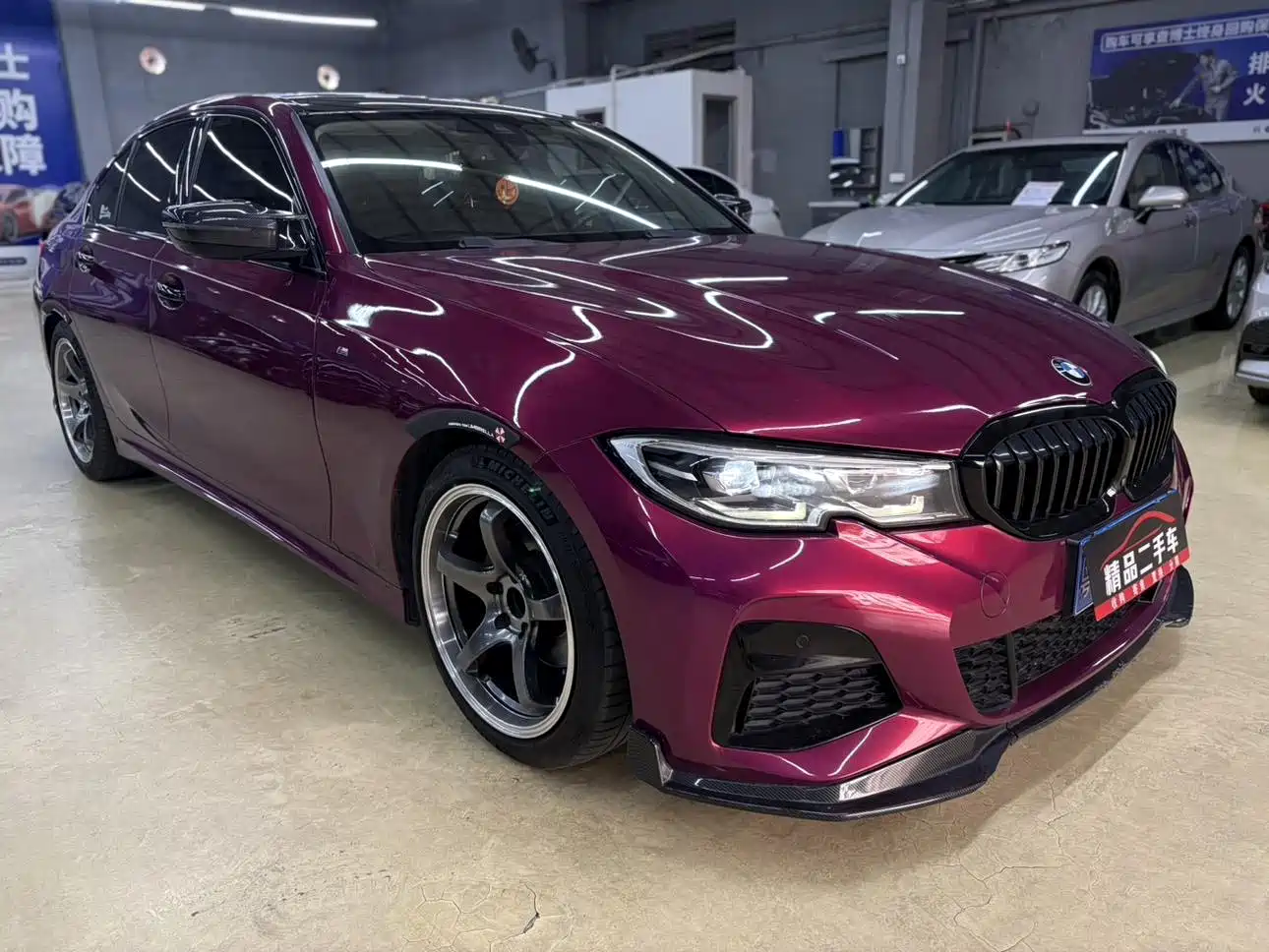 BMW 3 Series 2020 325i M Sport Black Night Package фото 3