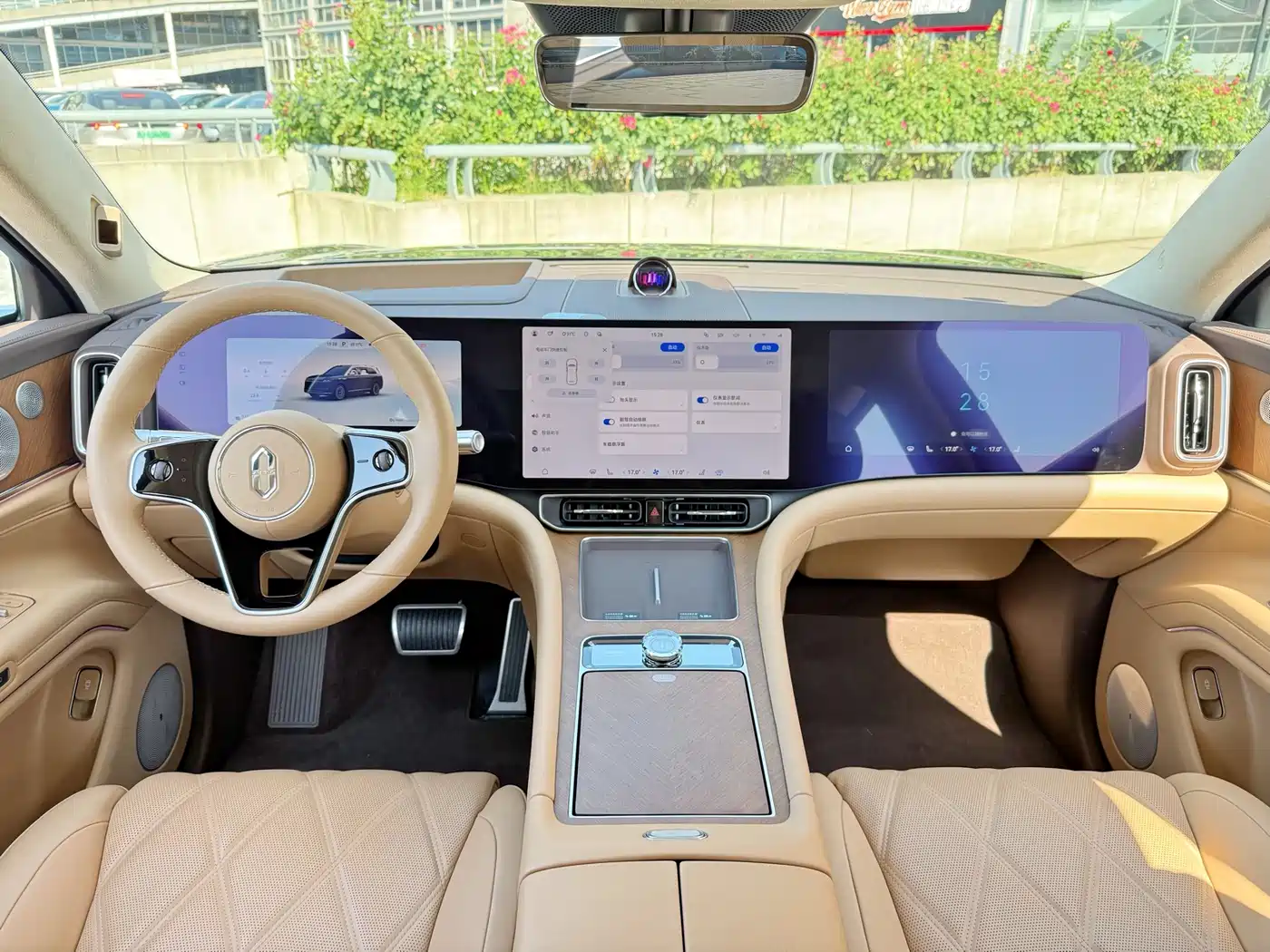 AITO Wenjie AITO M9 2025 Range Extender Max 52kWh 5-Seater фото 10
