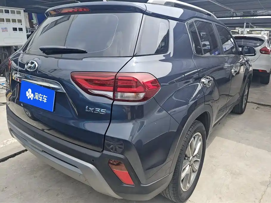 Hyundai Beijing Hyundai ix35 2018 2.0L Automatic 2WD Zhiyong·Enjoyment Edition фото 3