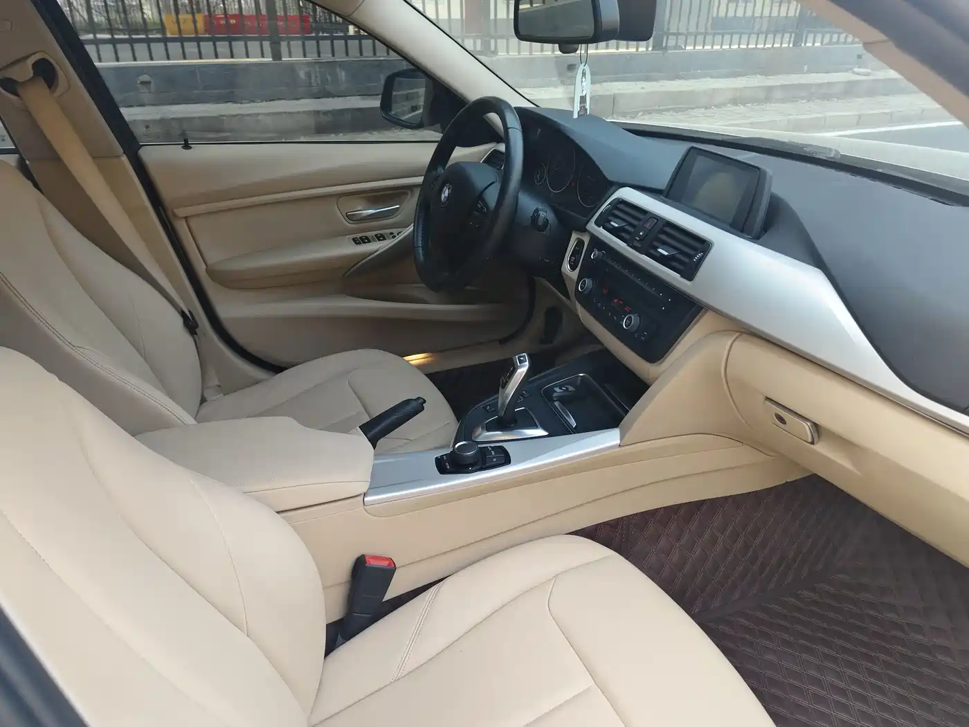 BMW 3 Series 2015 320Li Super Joy Fashion фото 7