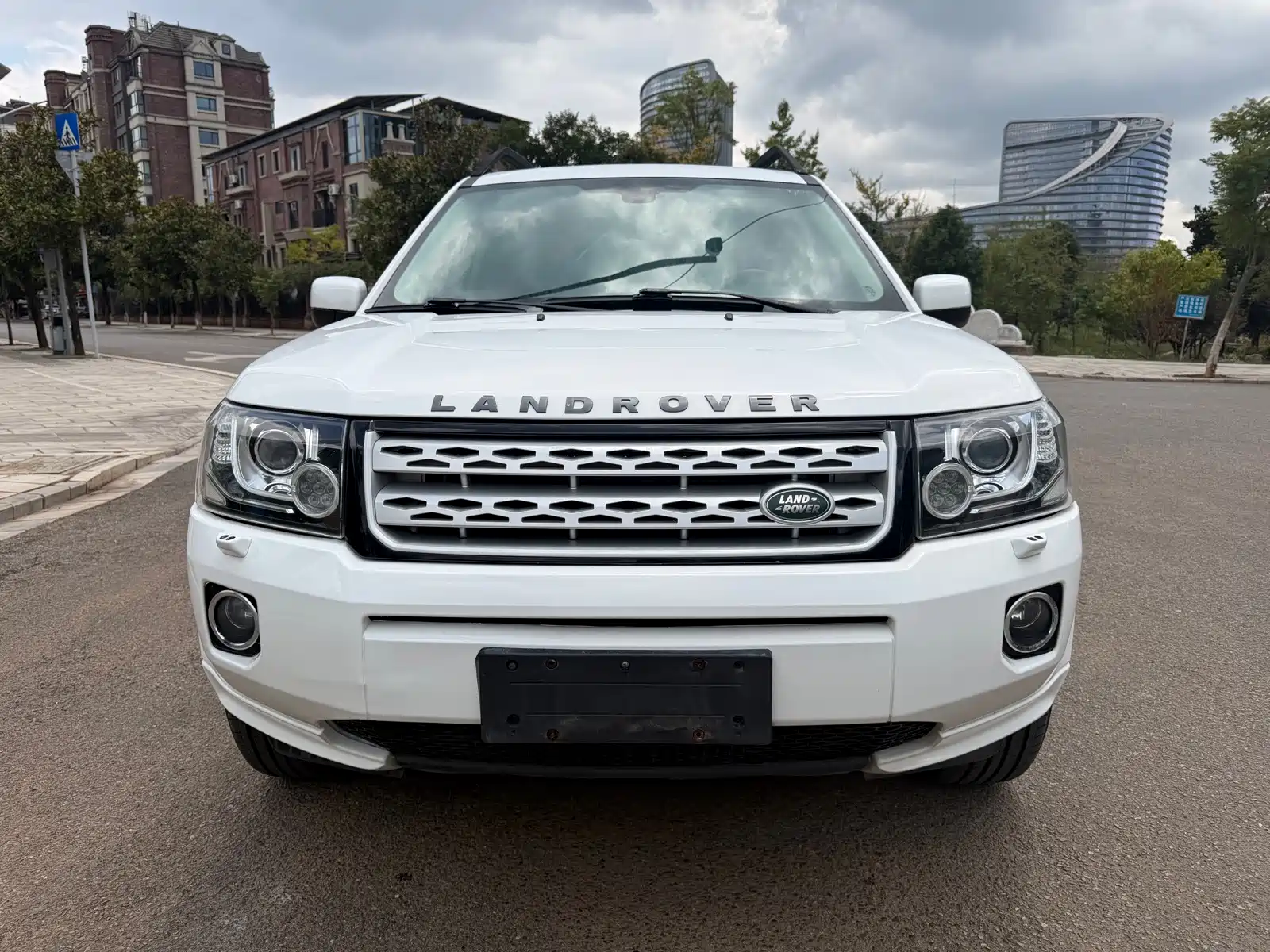 Фото 1 - Land Rover Freelander 2