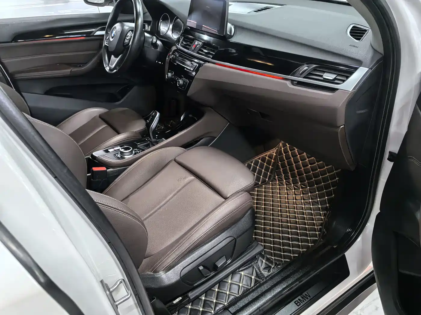 BMW X1 2020 sDrive25Li Leading Model фото 9