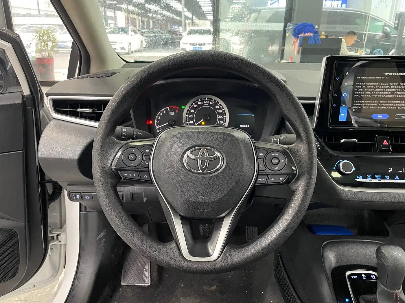 Toyota Corolla 2021 1.2T S-CVT Elite PLUS Edition фото 9