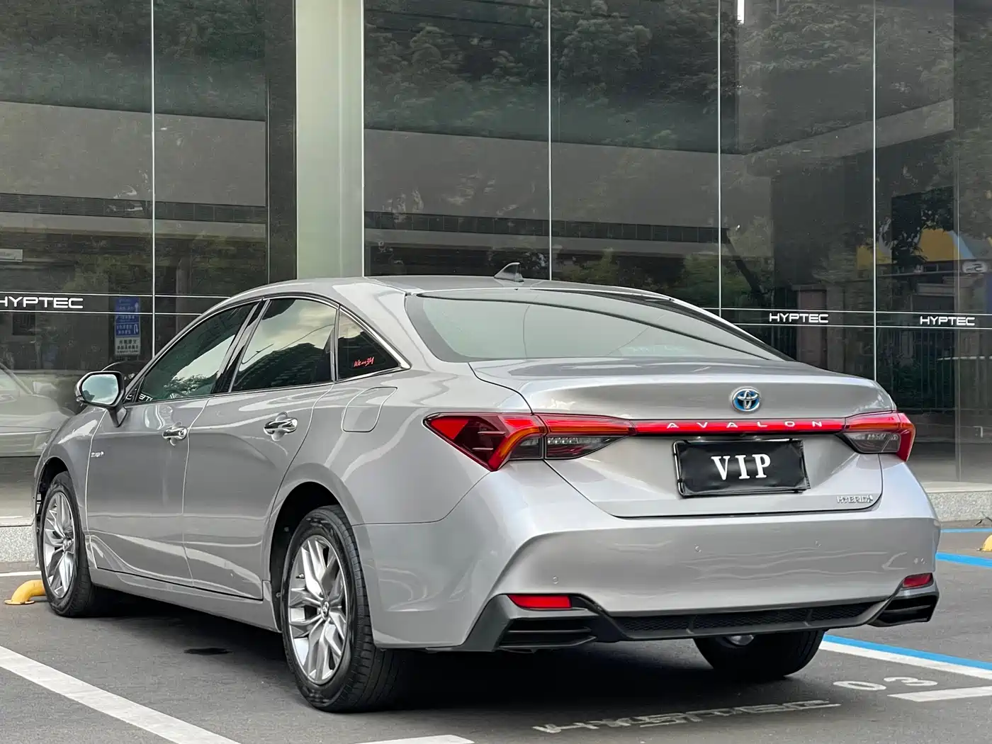Toyota Avalon 2019 Hybrid 2.5L Luxury Edition China VI фото 9