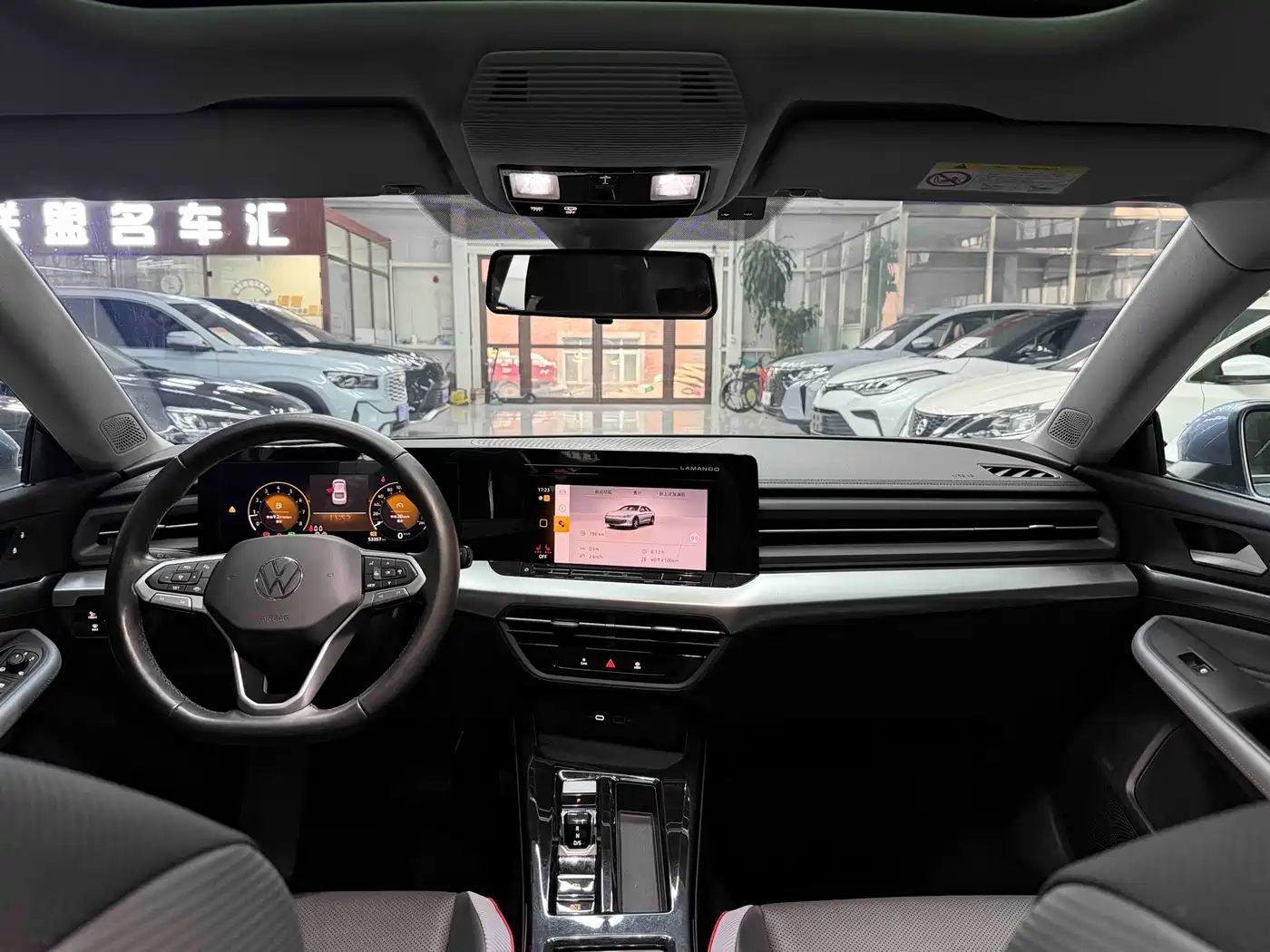 Volkswagen Lamando 2023 Lamando L 280TSI DSG Glamour Edition фото 13