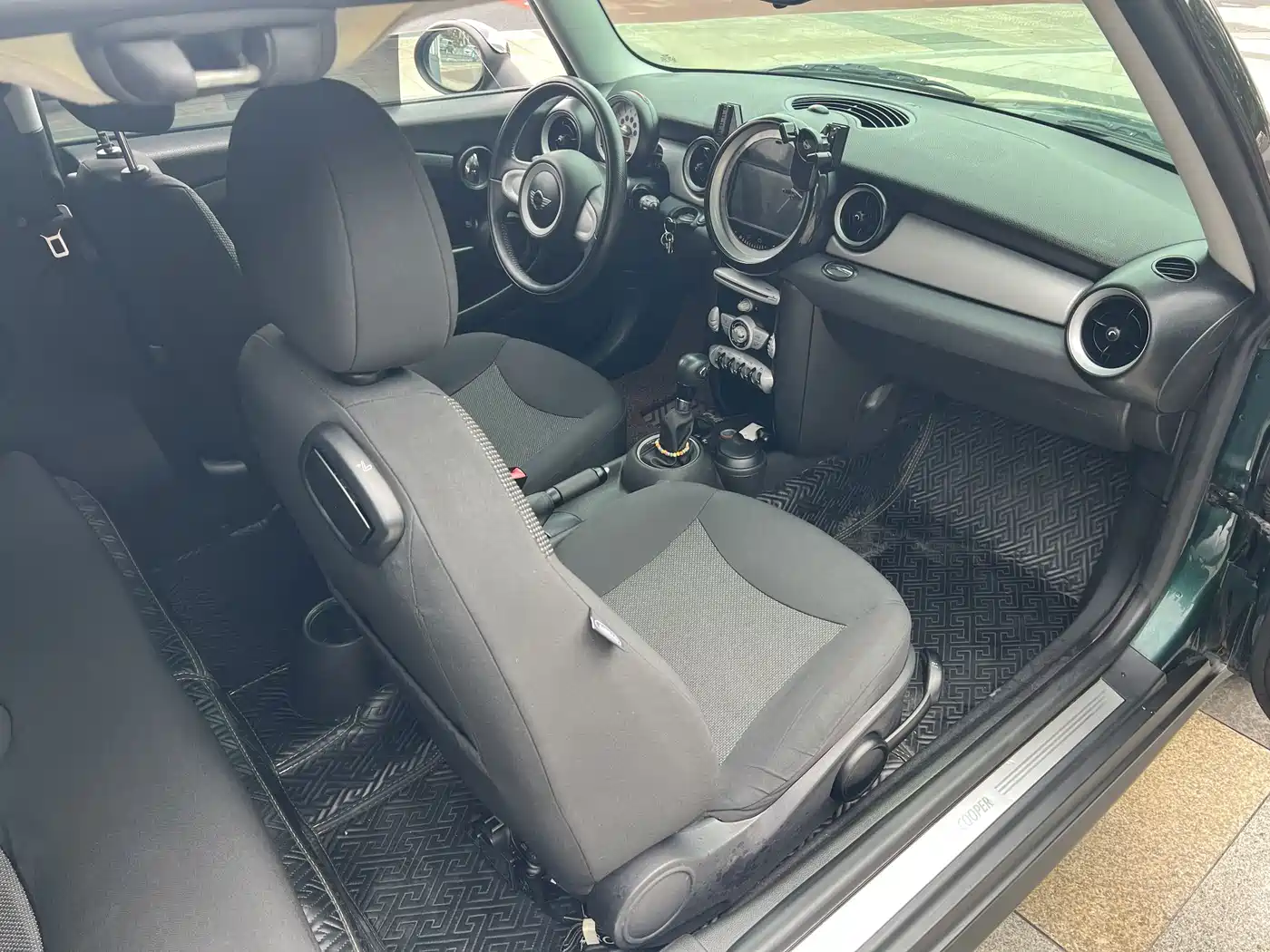 MINI CLUBMAN 2010 2010 1.6L COOPER Cheer