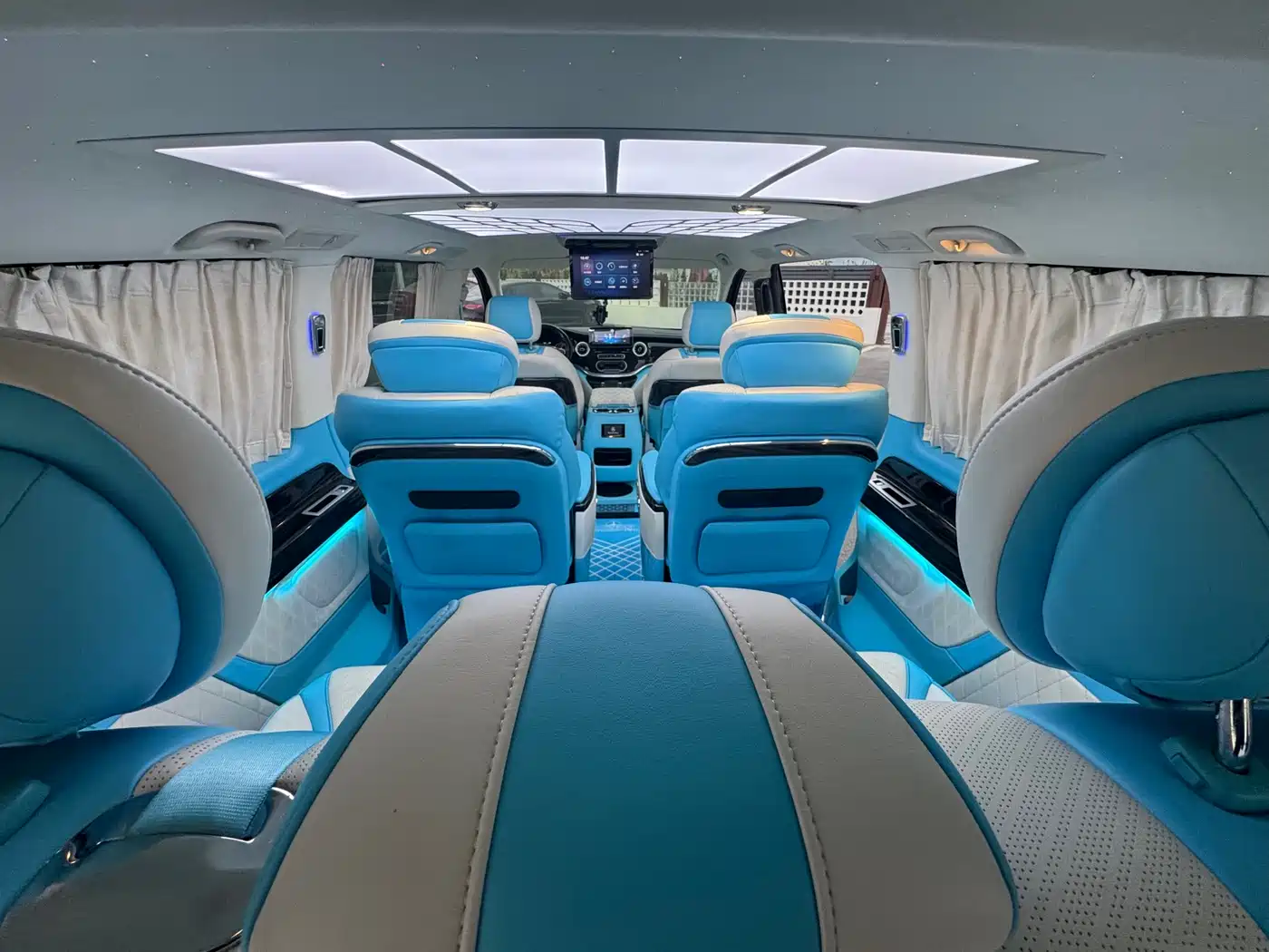 Mercedes-Benz Vito 2021 2.0T Business Edition 7-seater фото 14