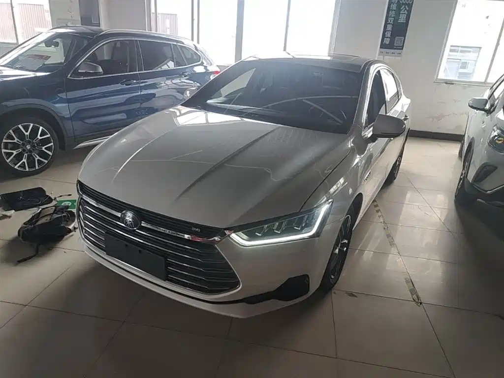 BYD Qin Pro 2019 Super Edition 1.5TI Automatic Smart Connected Feng Shang Type China VI фото 2