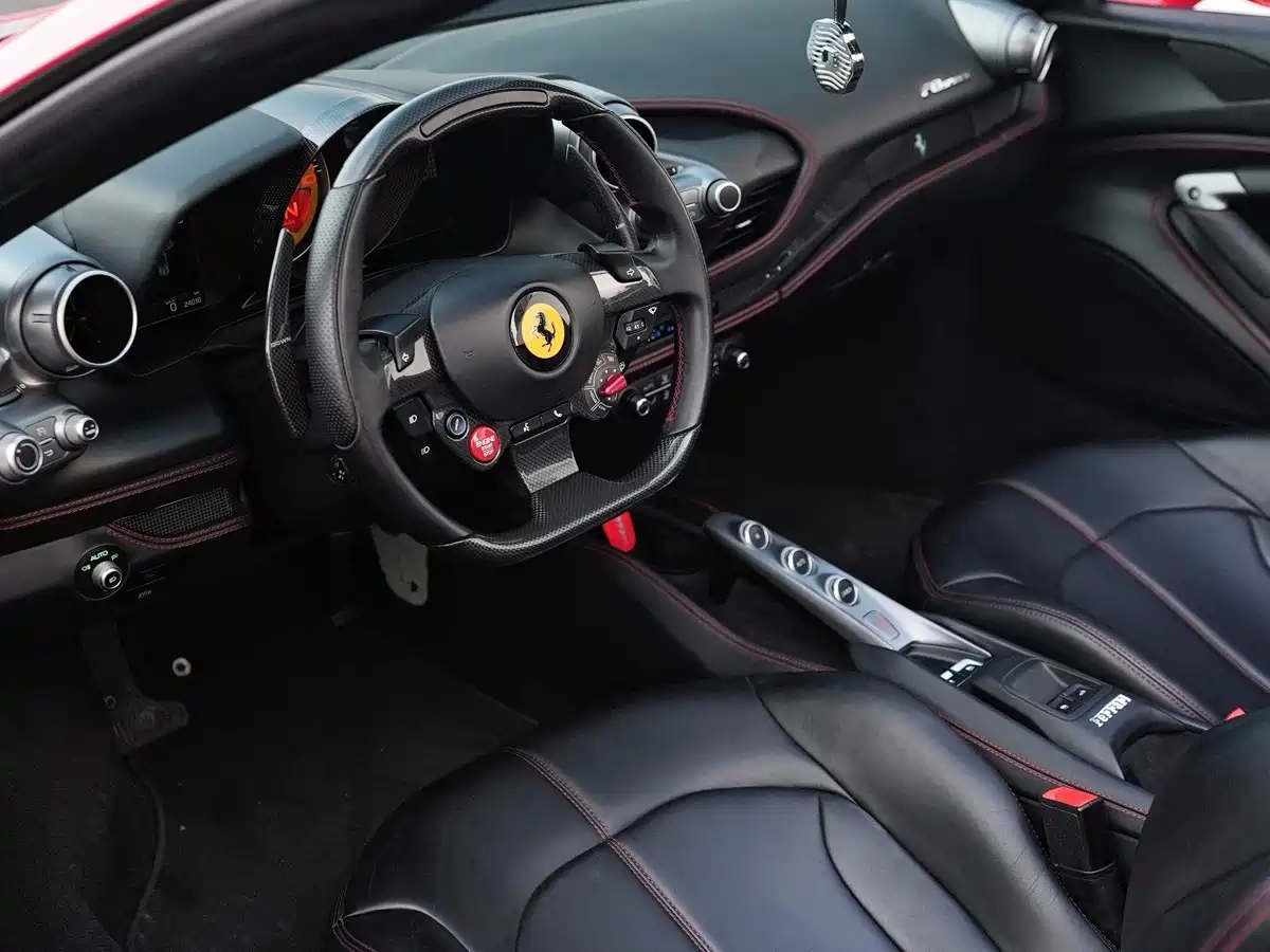 Ferrari F8 2021 2020 Spider 3.9T V8