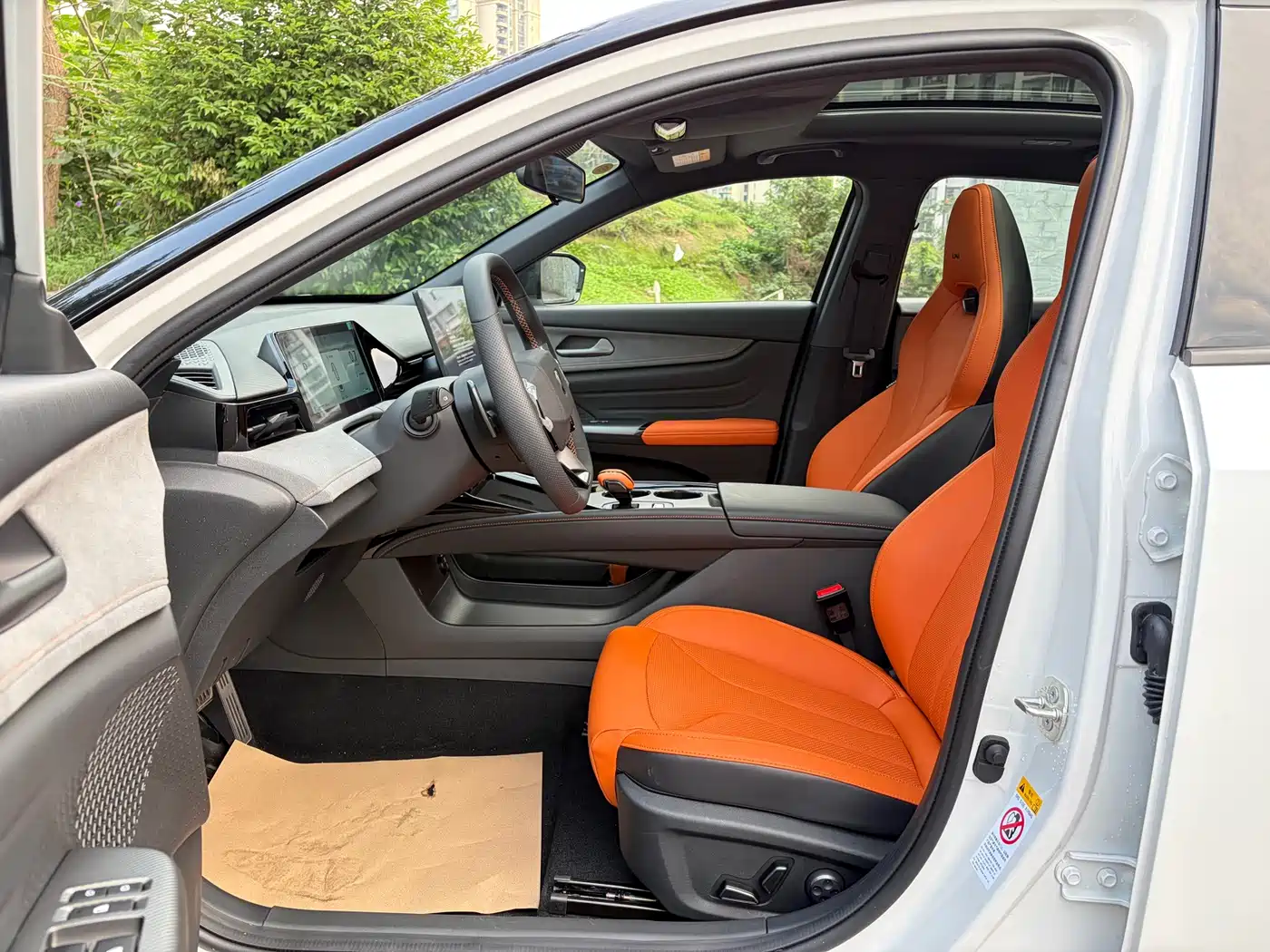 Changan UNI-V 2026 2025 1.5T 500Bar Premium Sport Model
