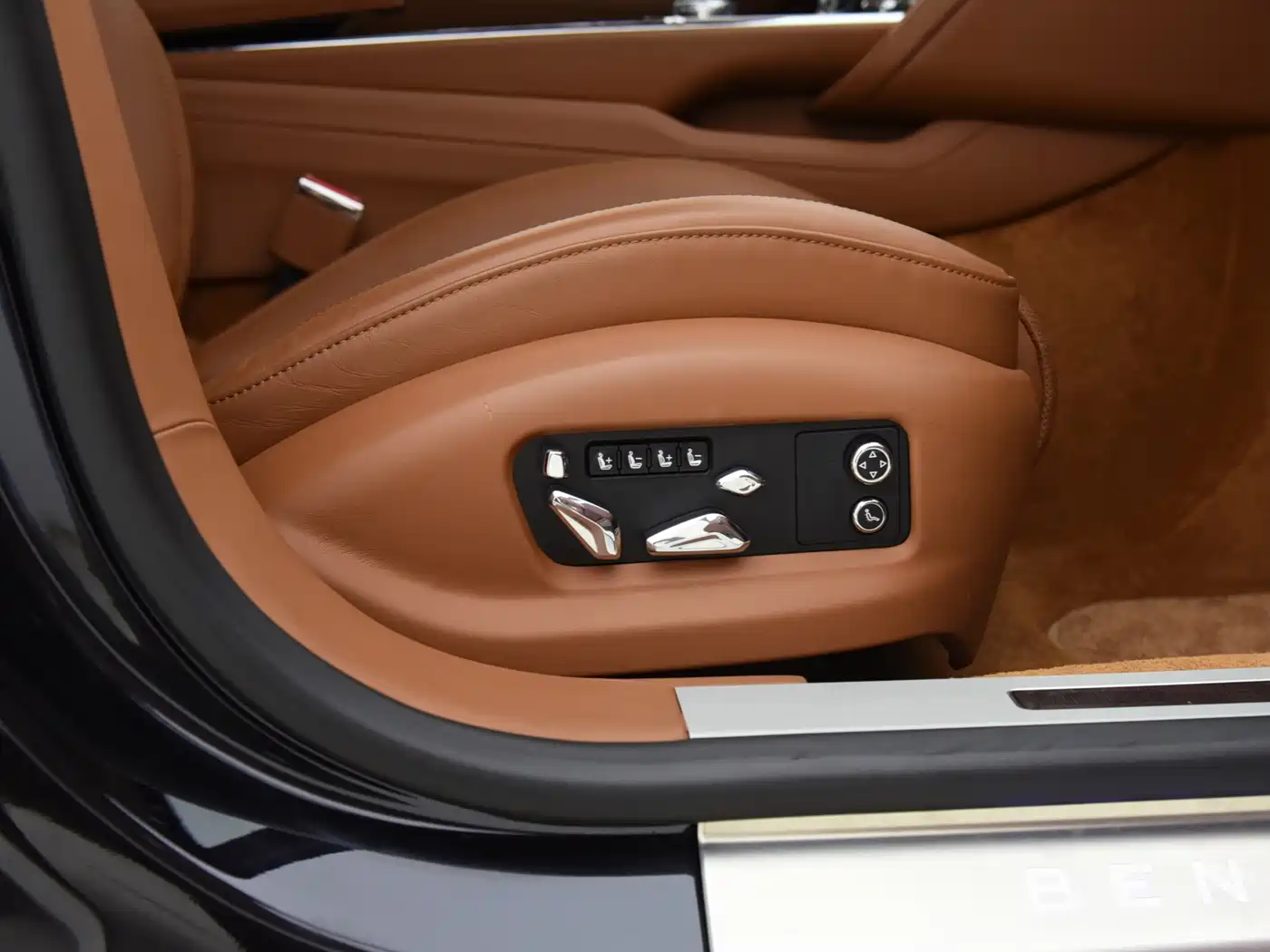 Bentley Flying Spur 2024 2022 4.0T V8 Standard