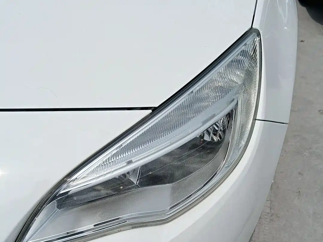 Buick Excelle 2014 XT 1.6L Automatic Fashion фото 5