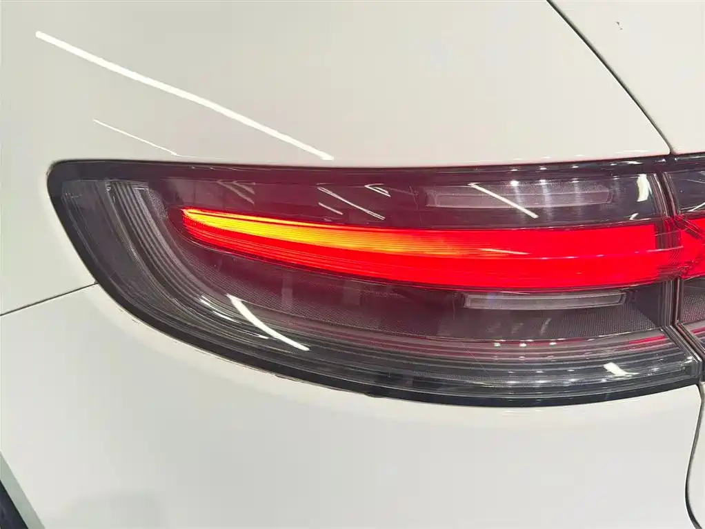 Porsche Macan 2023 Macan 2.0T фото 21