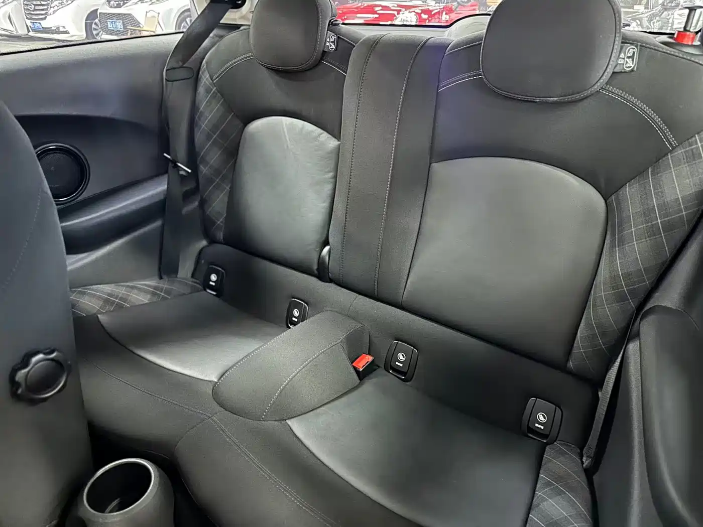 MINI 2016 1.5T COOPER фото 9