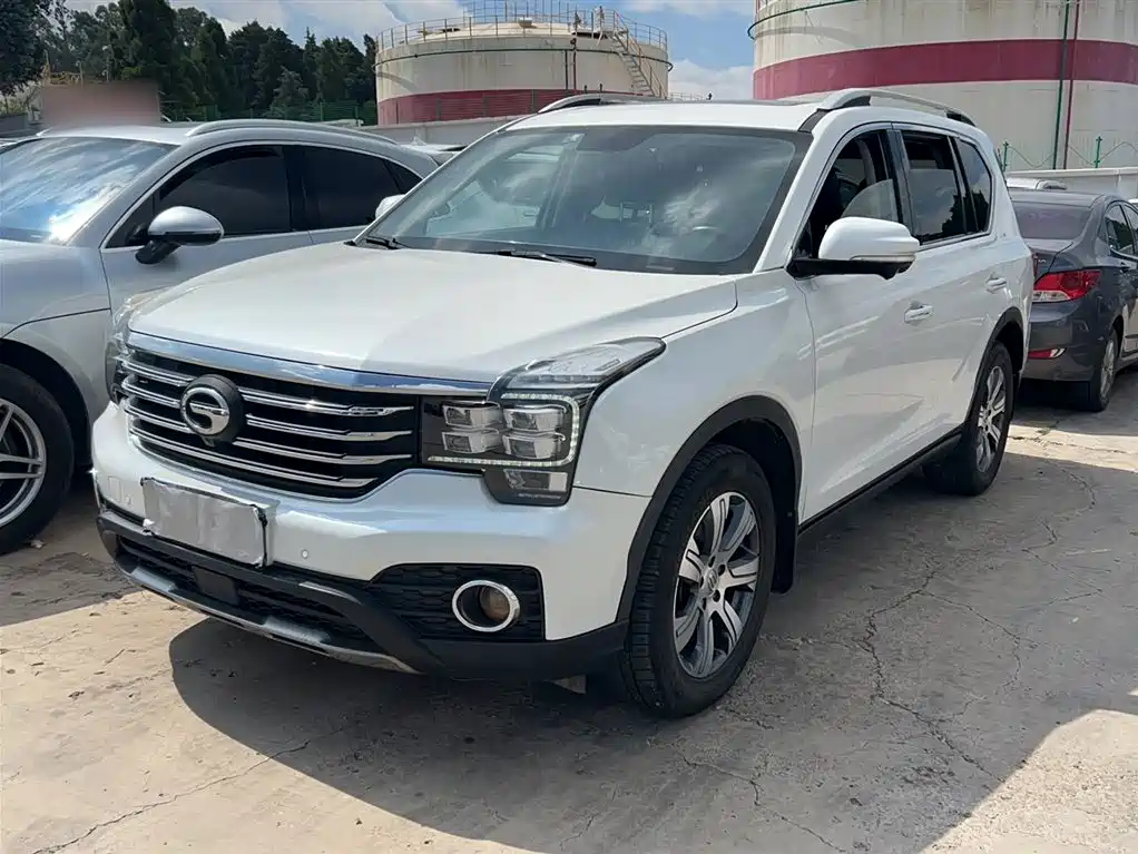 GAC Trumpchi Trumpchi GS7 2017 320T 2WD Luxury Smart Connect фото 2
