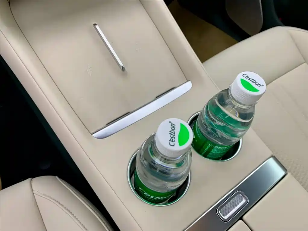 Xiaomi Auto Xiaomi YU7 2025 Extended Range AWD Pro фото 23