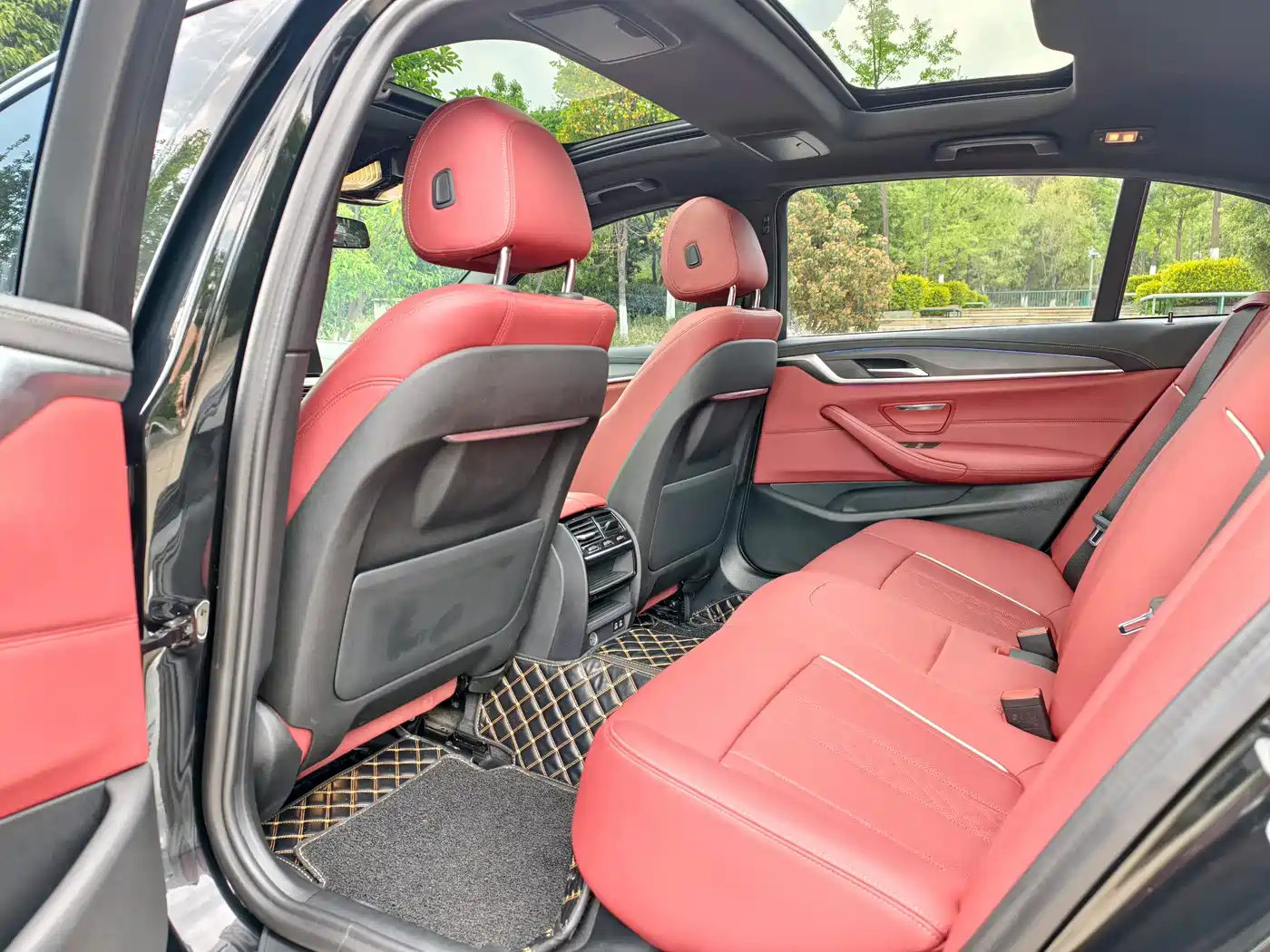 BMW 5 Series 2023 Facelift 530Li Leading M Sport Package фото 5