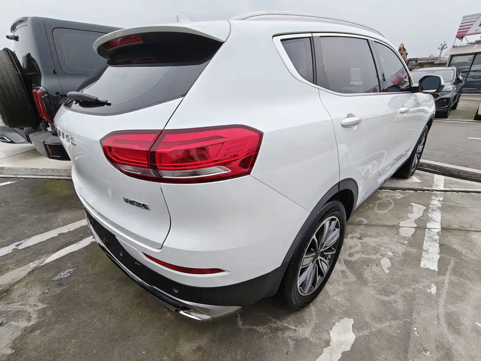 Фото 14 - Haval H6