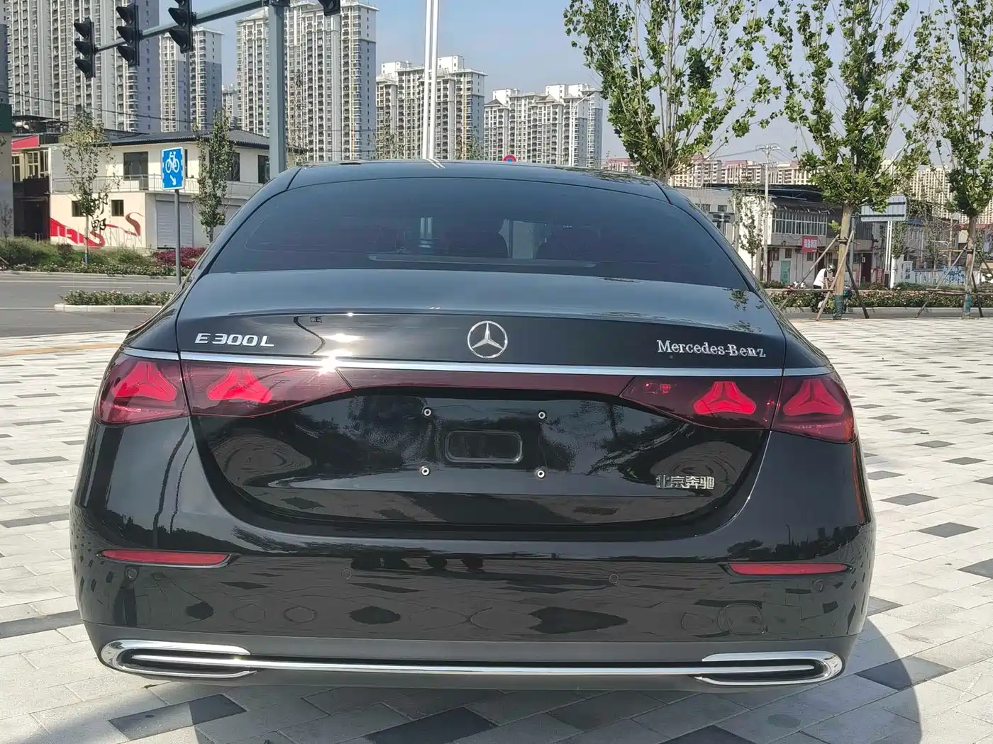 Mercedes-Benz E-Class 2024 Model E 300 L Luxury фото 8